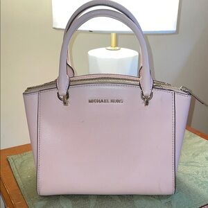 Michael Kors Purse Sold As Is.